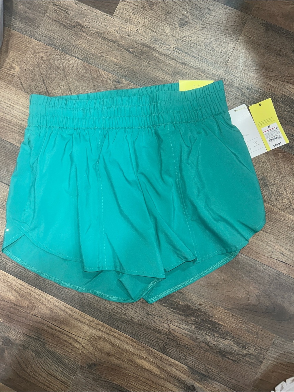 Women’s Teal Athletic Shorts - NWT Sz M 3’ in run shorts mid rise run shorts